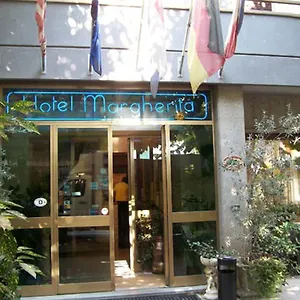 https://albergo-margherita-chianciano-terme.it-tuscanyhotel.com